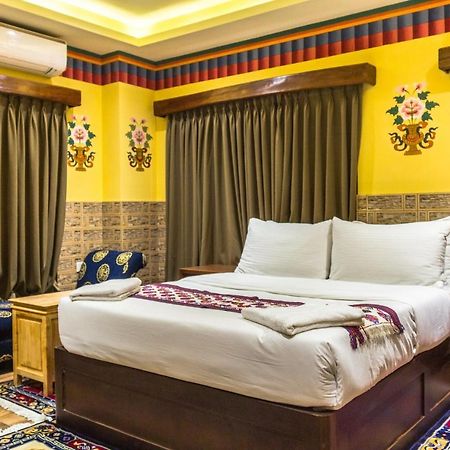 פונאקה White Dragon Hotel מראה חיצוני תמונה