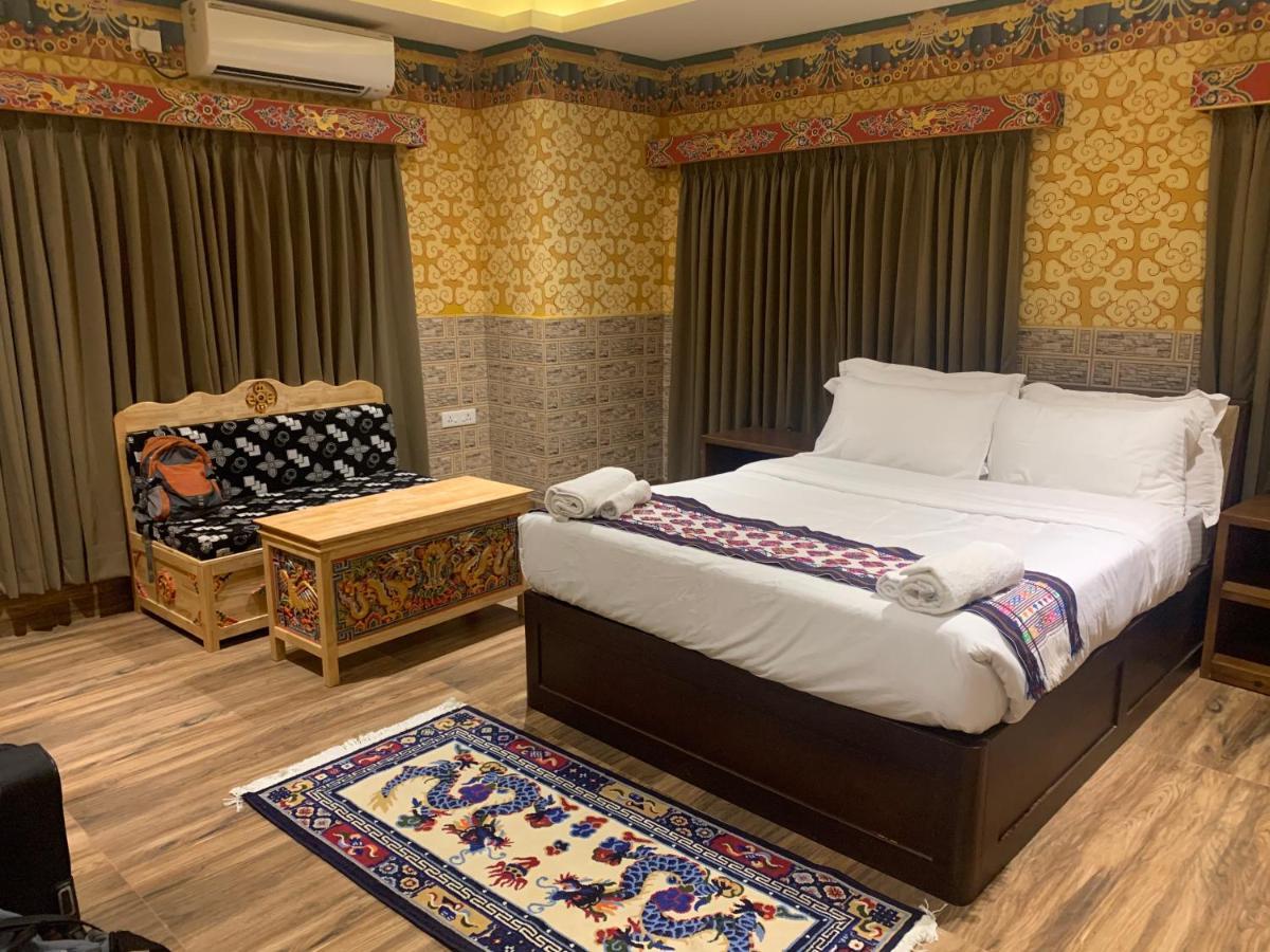 פונאקה White Dragon Hotel מראה חיצוני תמונה